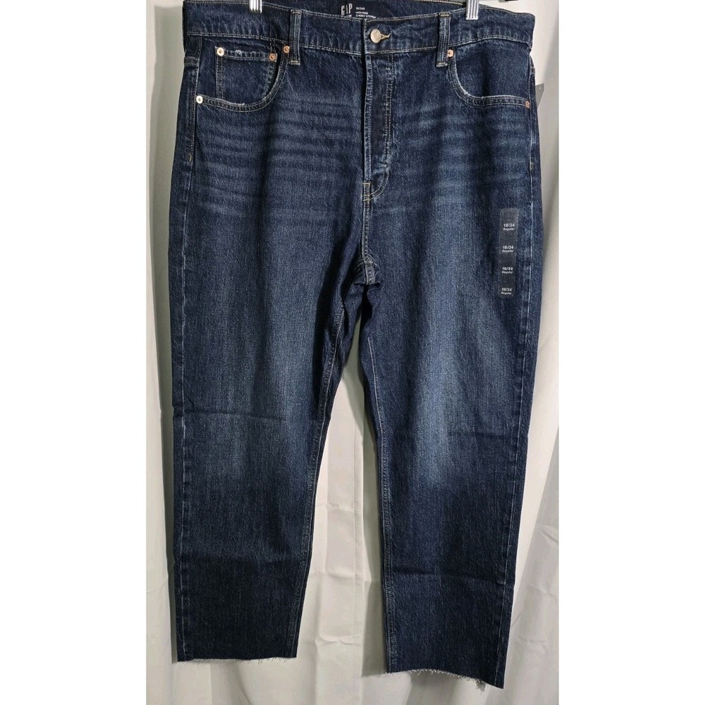 NWT Gap Cheeky Straight High Rise Distressed Jeans, Size 18/34R